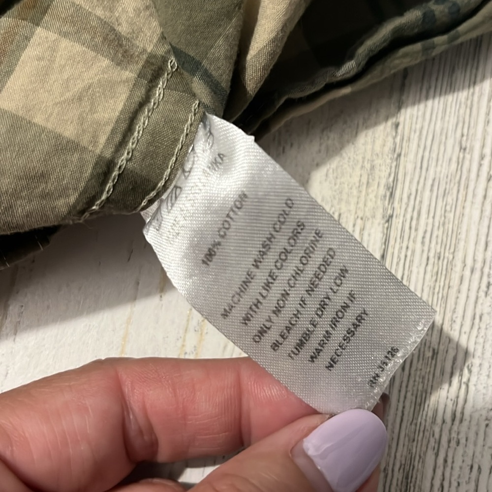 Filson Button Down Size Medium - image 5